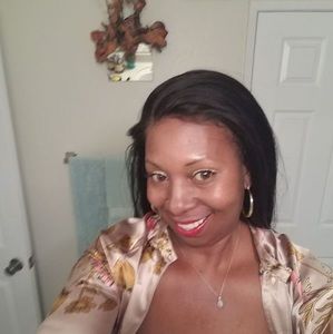 Meet your Posher, Lavonia